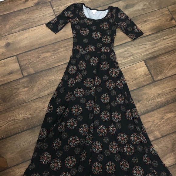 LulaRoe medallion print maxi dress - Picture 2 of 8